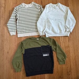 Bundle of 3 long sleeve sweatshirts